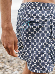 Atlas Print Badeshorts für Männer